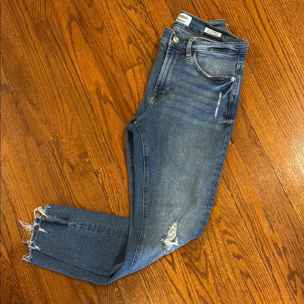 Kensie Distressed Blue Jeans